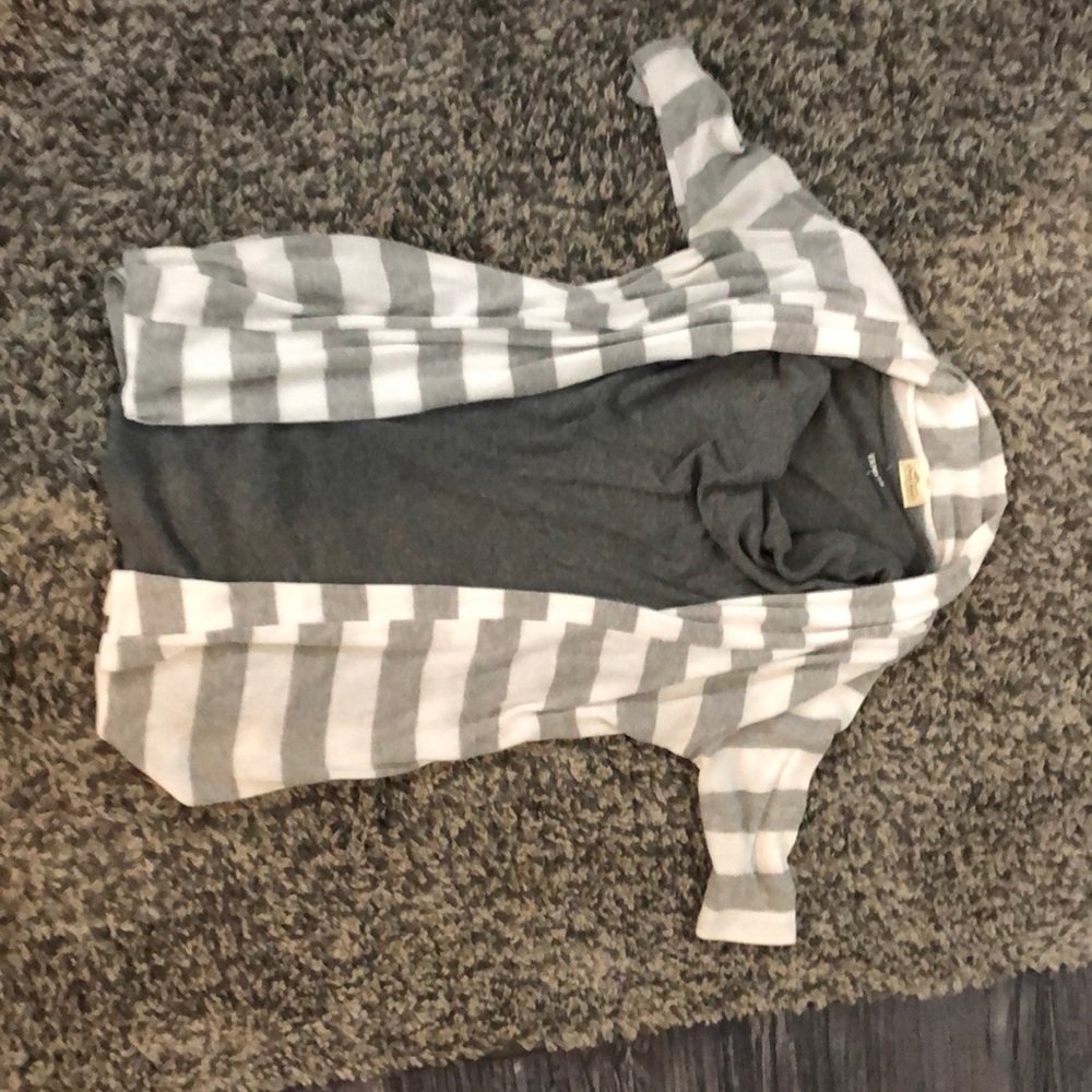 Shirts - Picture 2 of 5